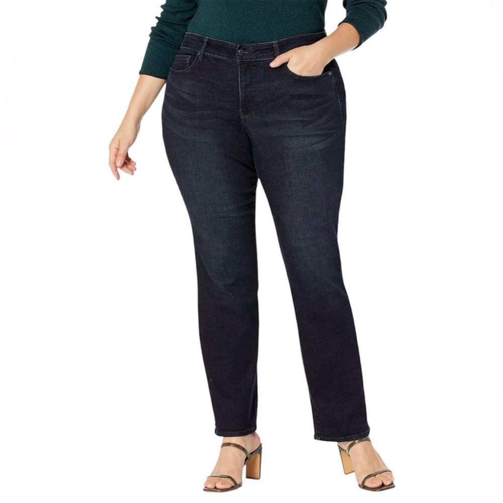 NWT Bandolino Women’s Mandie Straight Leg Jeans | Size 24W